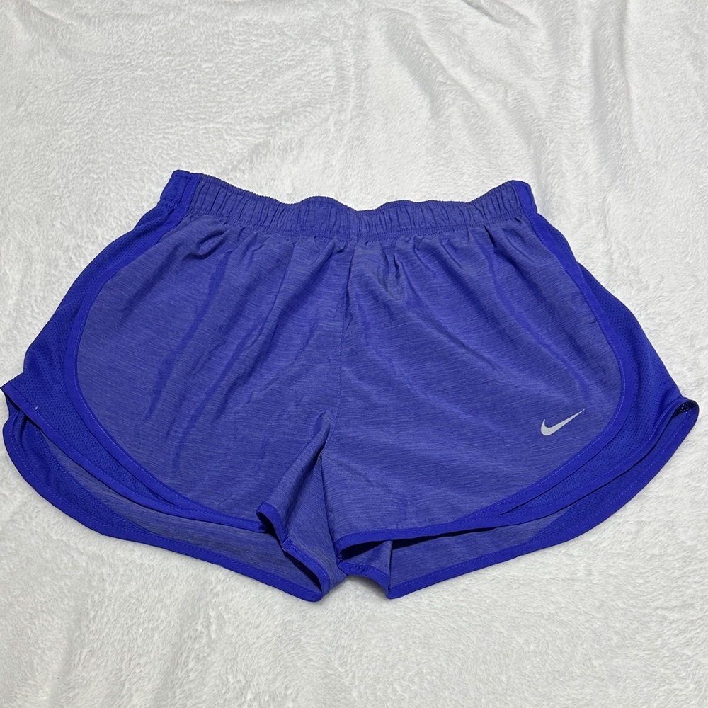 Nike | size medium | athletic shorts